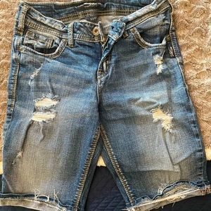 Silver jeans denim shorts size 27. Long shorts